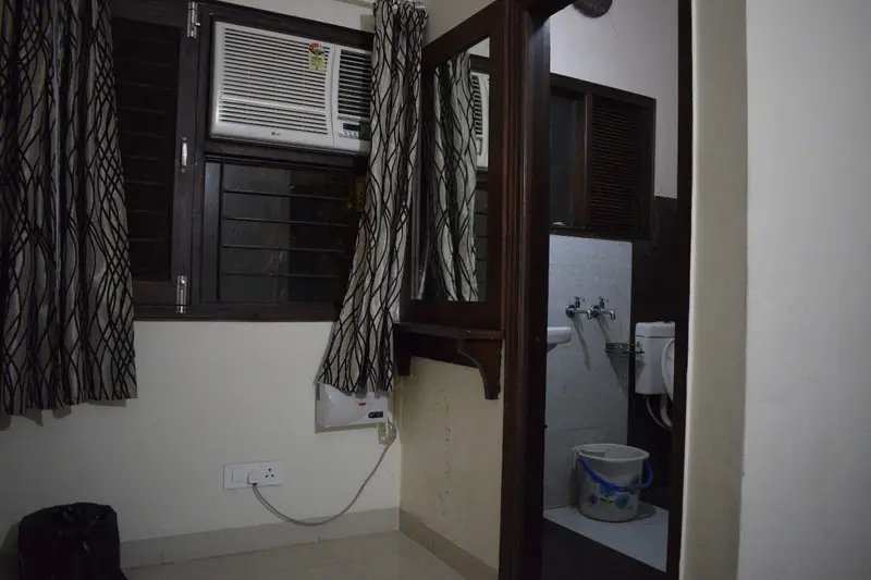 Guest room at Maharashtra Bhavan
